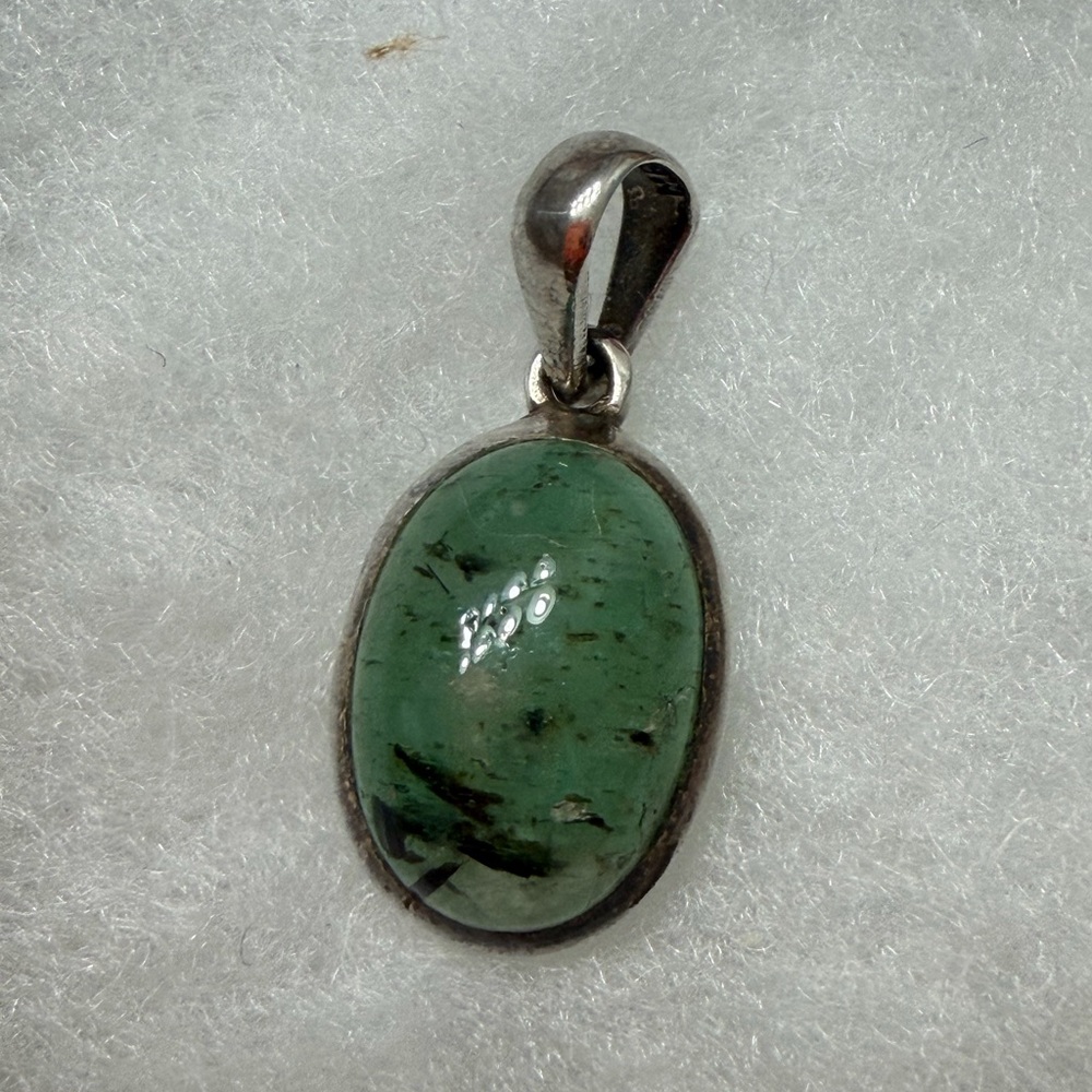 Elegant Silver and Green  Colombian Emerald Pendant